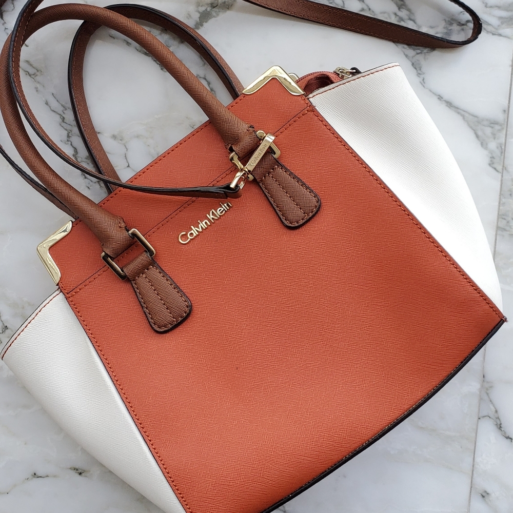 Calvin Klein- Crossbody Purse/Bag